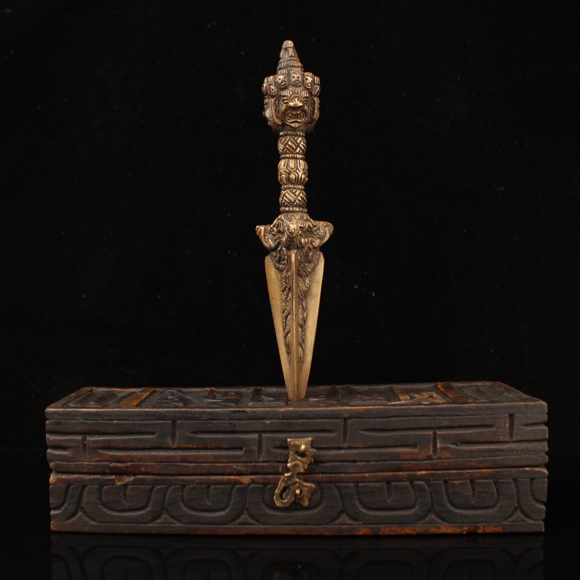 Collectible Vintage Tools - Antyczny, ręcznie robiony tybetański buddyjski wadżra