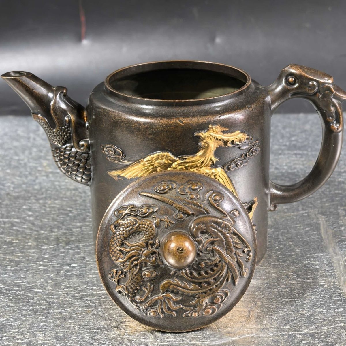 Collectible Vintage Wine - Antyczny, złocony mosiężny dzbanek na wino/herbatę