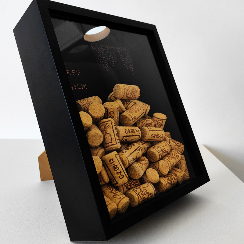 Ramka na korki do czerwonego w – Collectible Vintage Wine recenzja i cena