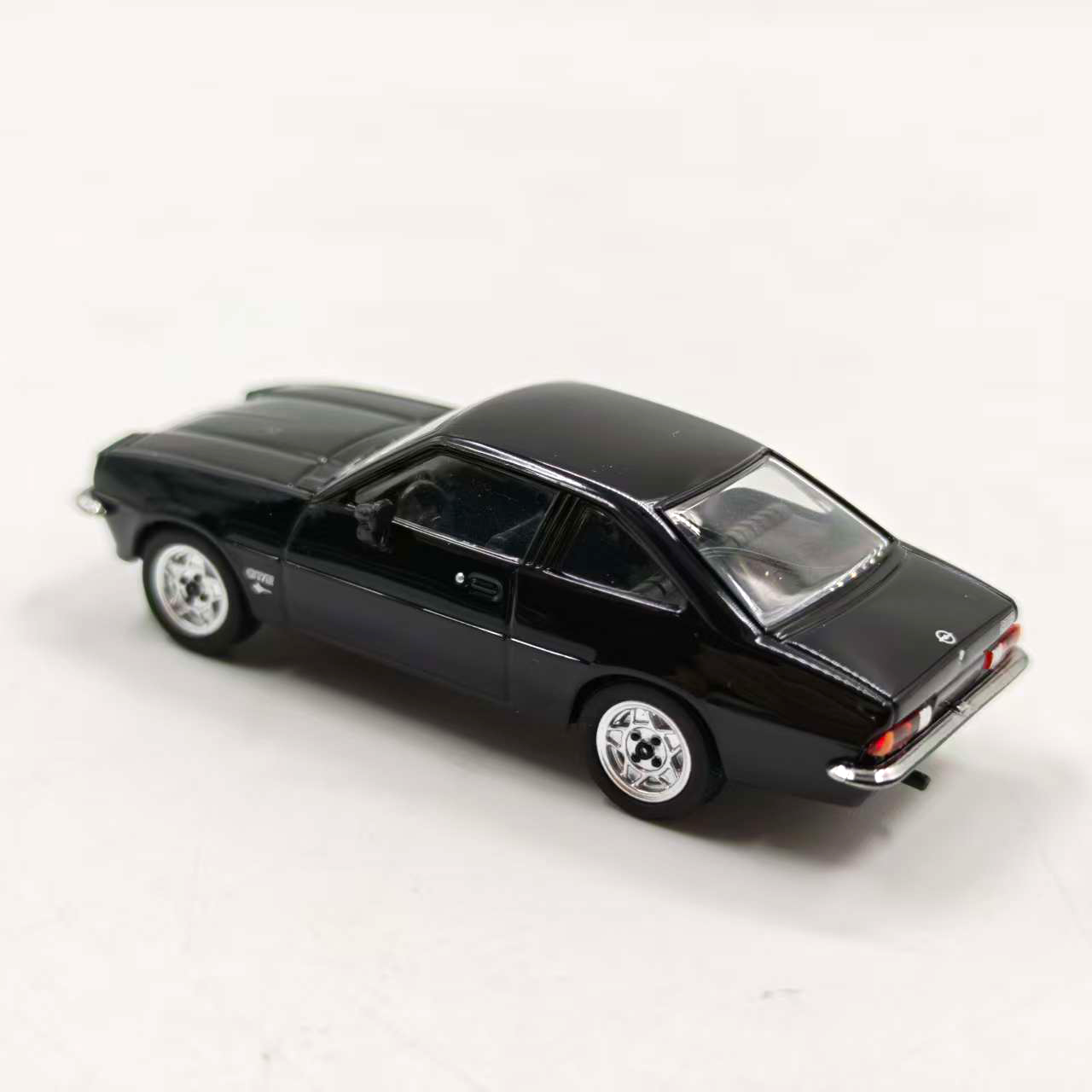 Herpa 1/87 Skala OPEL GT/E Spo – Vintage Collectible Model Cars recenzja i cena